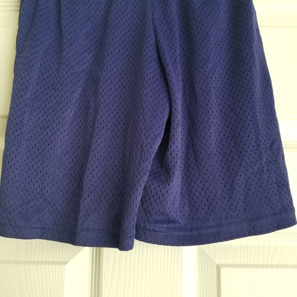 Under Armour Boy's Heatgear Shorts - Picture 7 of 13